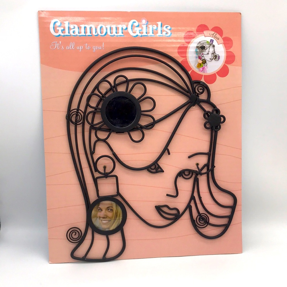Vintage Alexa Flip Wire Wall Frame Sculpture “Glamour Girls” Purchased 1998